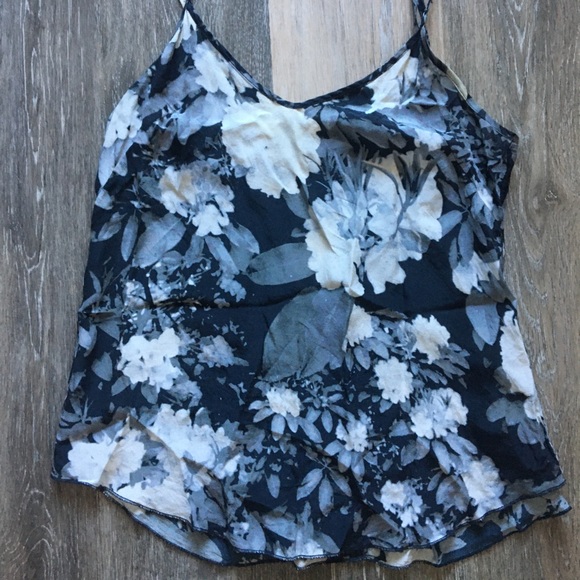 3/$15 100% silk Wilfred floral camisole - Picture 2 of 3